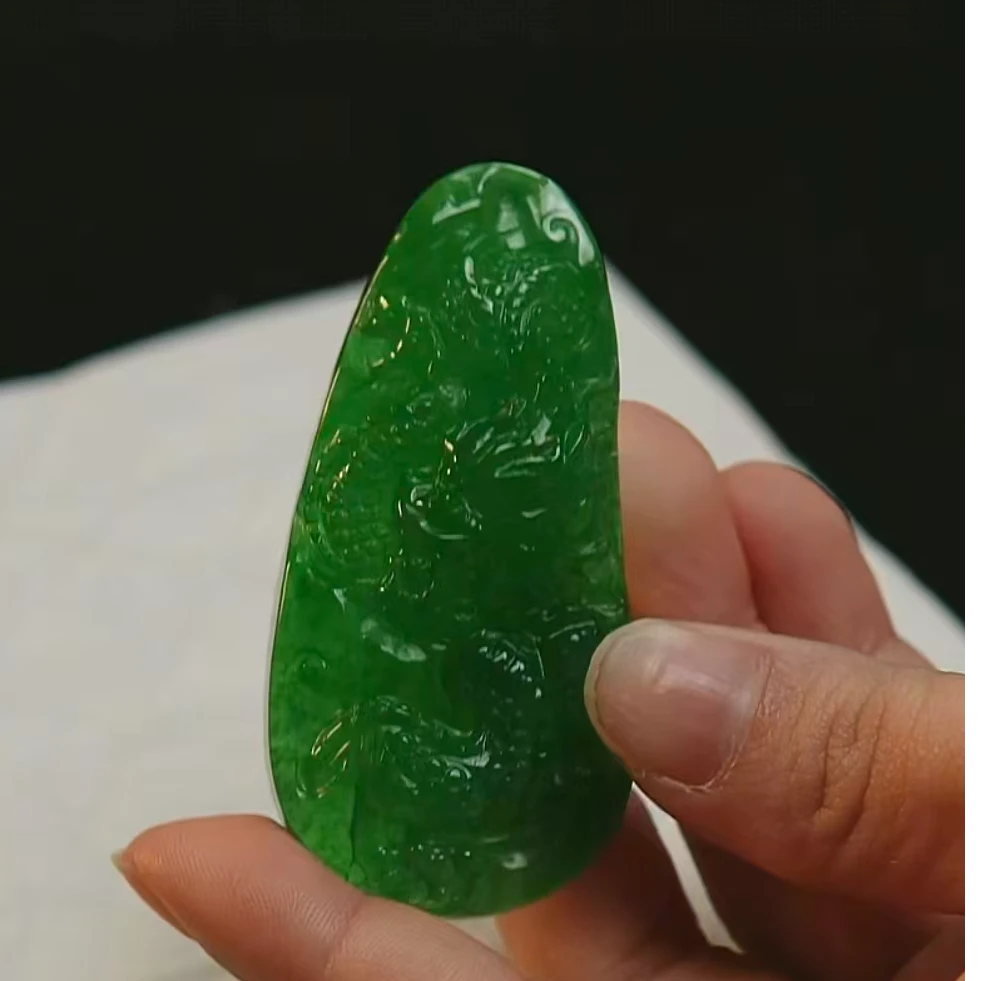 【华夏文物甄选商店02235】翡翠龙牌