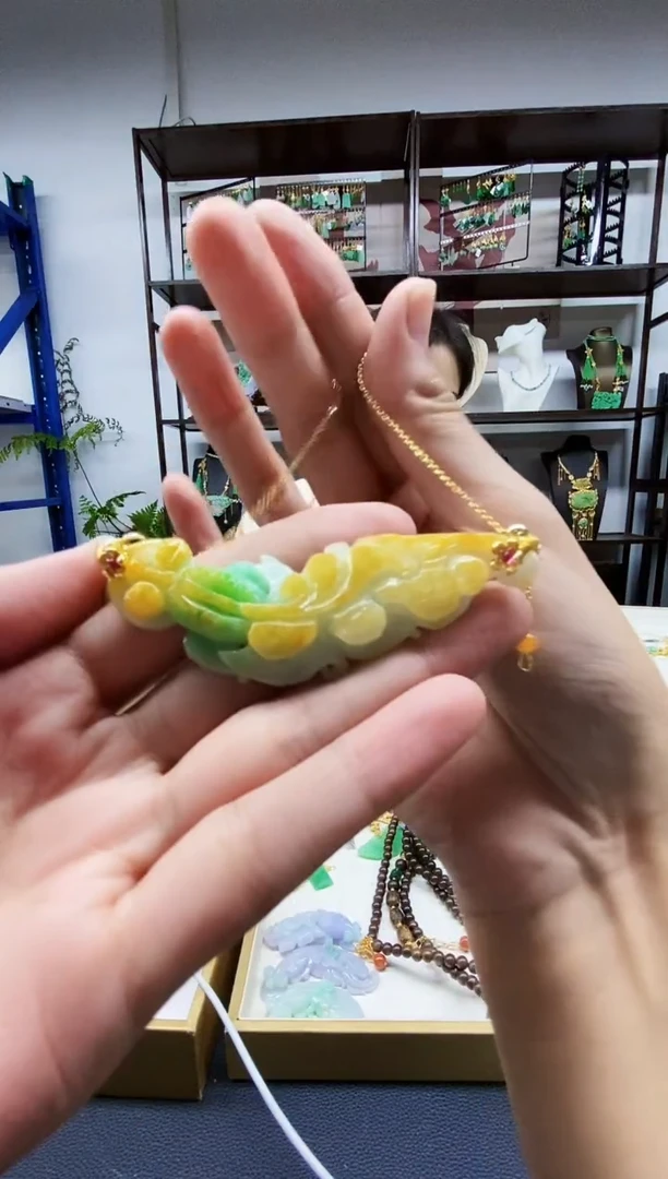 颈饰未镶嵌翡翠翡翠吊坠