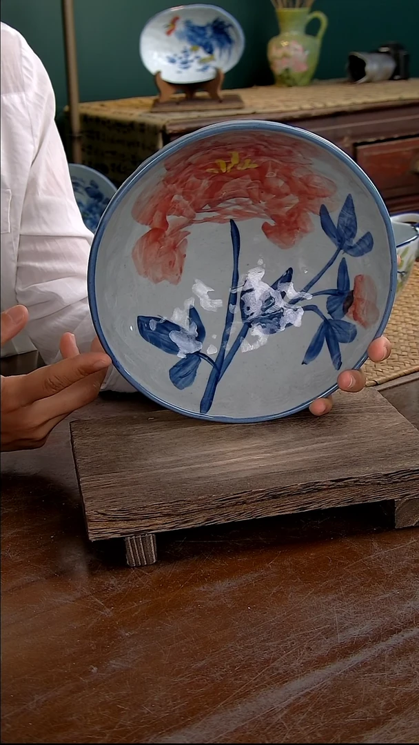 瓷片8英寸锤纹大碗-红牡丹