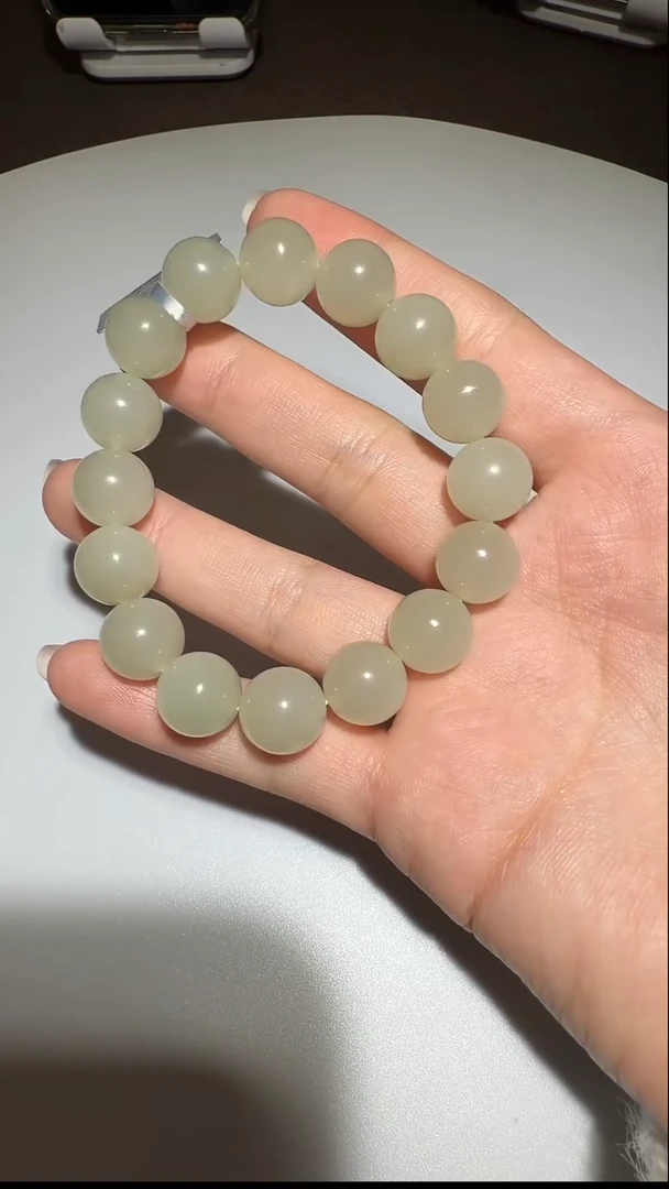 颈饰未镶嵌和田玉037-青白玉圆珠手串-12mm-A1789-1128