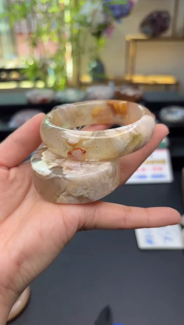 【闪购商品】石英质玉手镯未镶嵌C363(56圈赠送镯心)