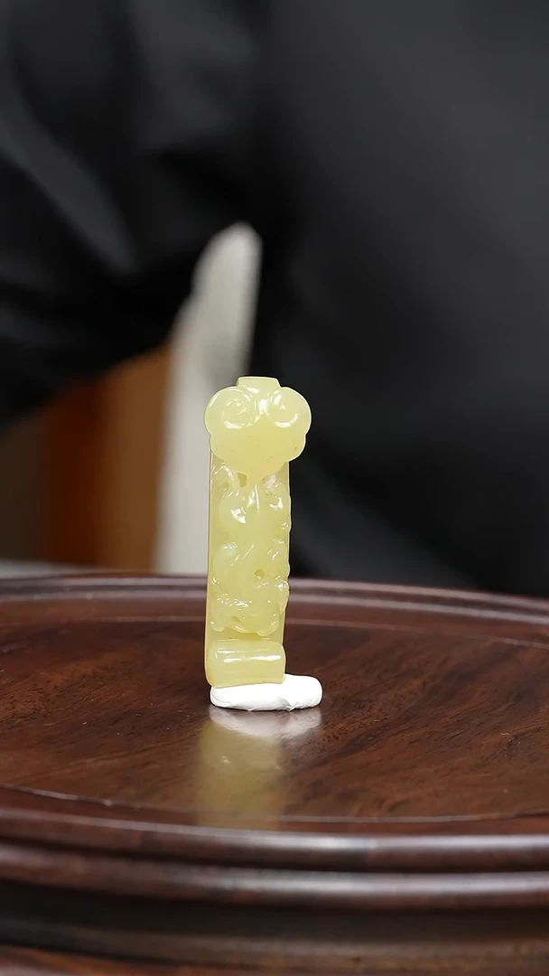 未镶嵌和田玉挂件