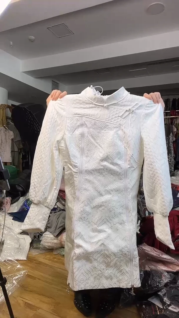 卫衣裙       L码        105-115斤