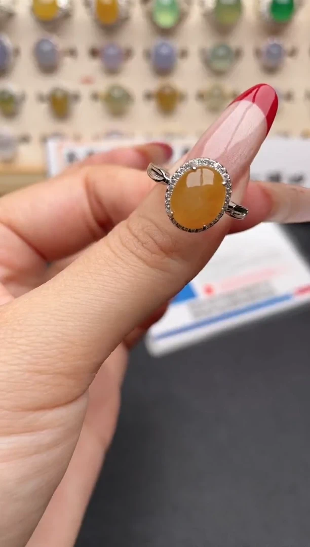 【闪购商品】翡翠戒指银S925镶嵌一物一证一礼盒