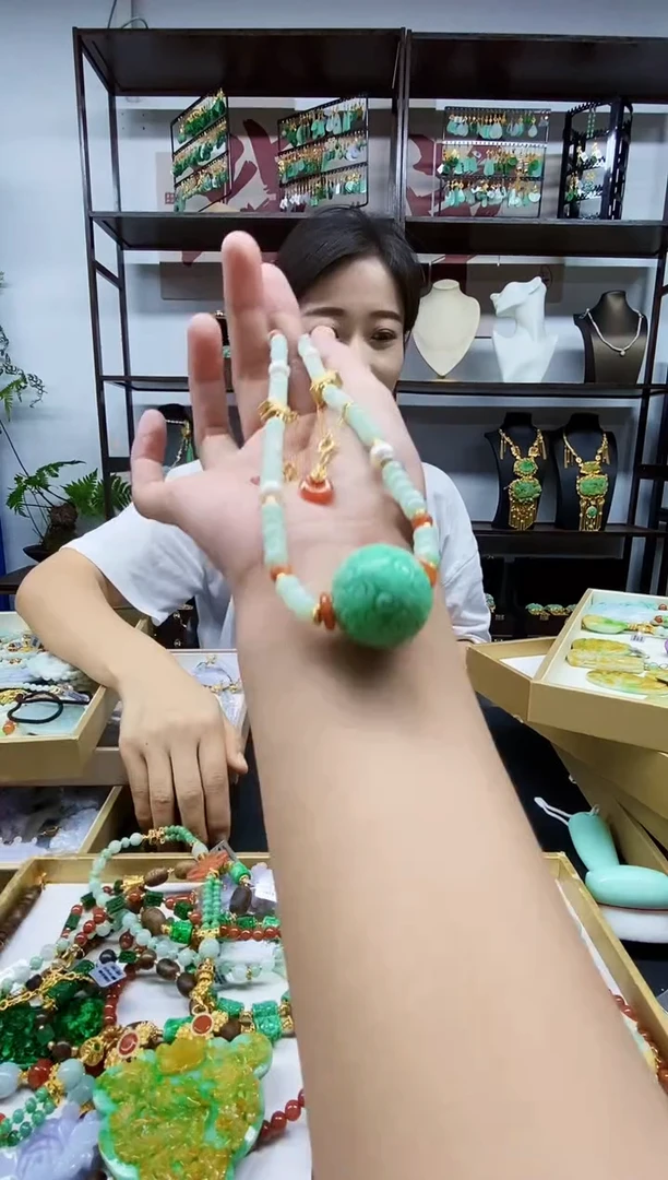 颈饰未镶嵌翡翠翡翠吊坠