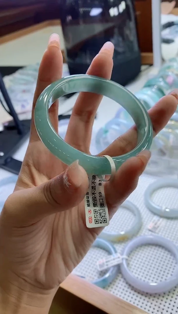 未镶嵌手镯翡翠正圈59圈口，22