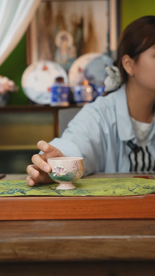 摆件景德镇釉下手绘陶瓷茶具，咖啡杯