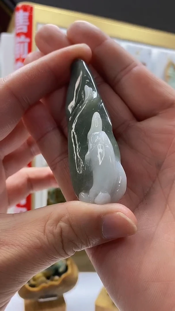 翡翠未镶嵌颈饰翡翠A货2025/7/15