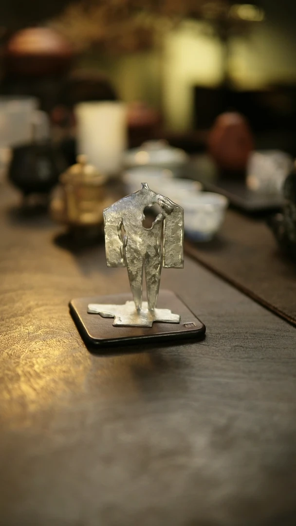 阿眠       良药局手作锡器某人