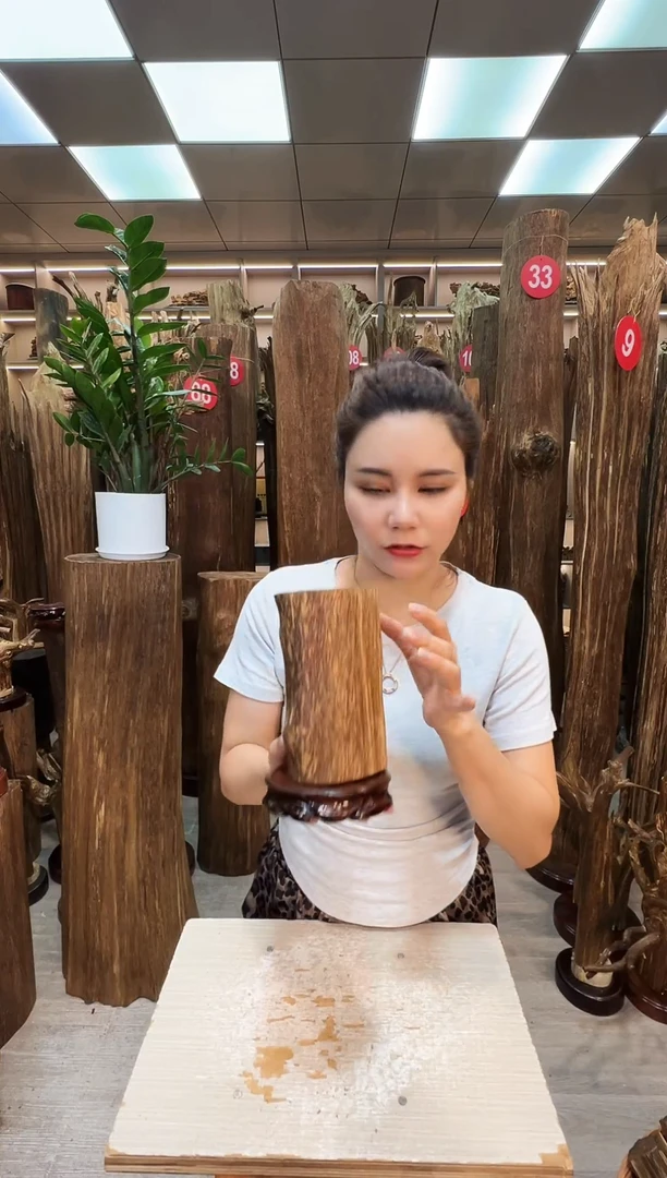 沉香碎屑沉香沉香原料摆件一百以上带底座