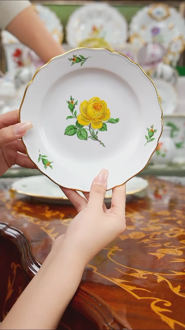 摆件米多家中古瓷器如图所示33
