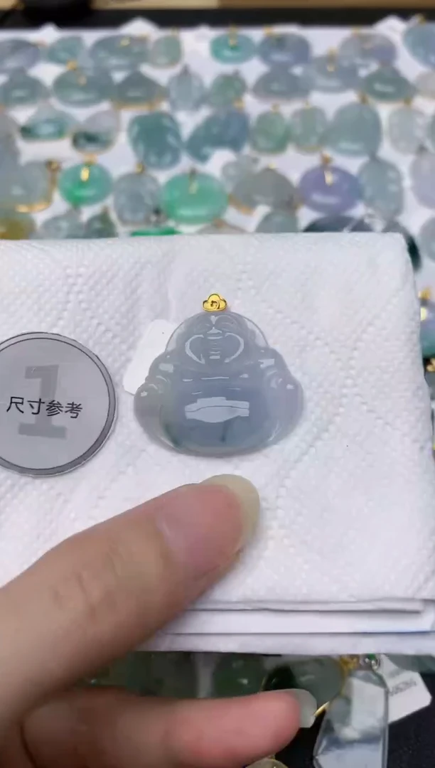 翡翠18K金镶嵌颈饰天然A货翡翠