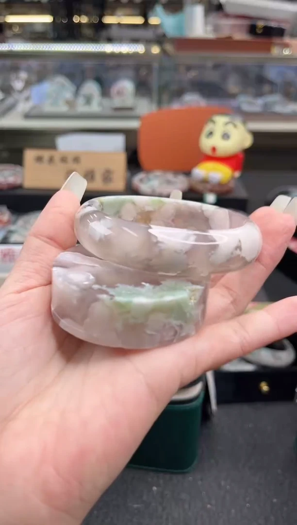 未镶嵌手镯石英质玉尘*丷圈口（赠品镯心）