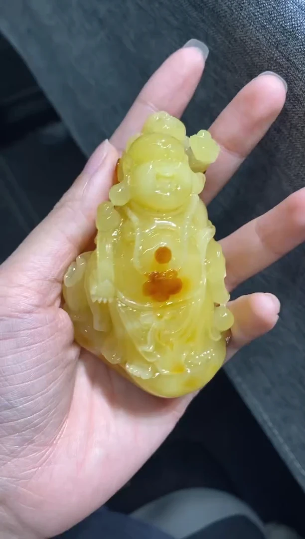 未镶嵌蜜蜡裸石（静）立体佛公