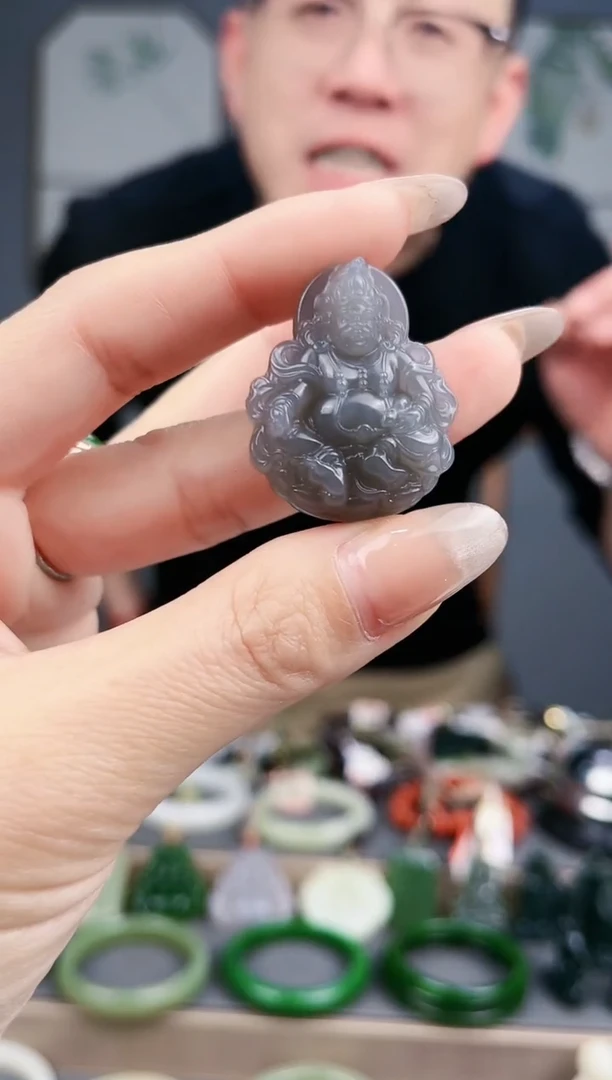 【闪购商品】和田玉颈饰未镶嵌AA多样性发货