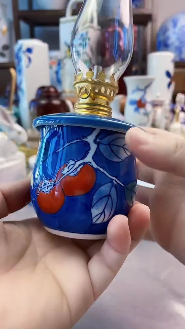 瓷片油灯一一一一