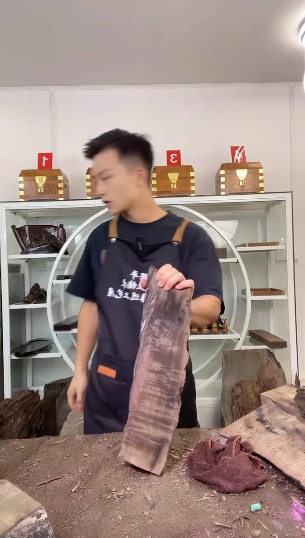 用****8金丝楠木原料木材