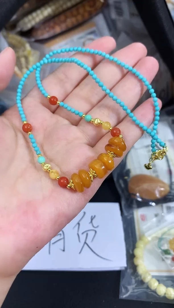 蜜蜡未镶嵌珠宝奇石61