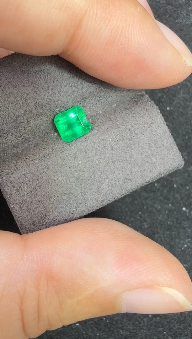 未镶嵌定制定制祖母绿天然木左哥伦比亚吉尔德0.96克拉