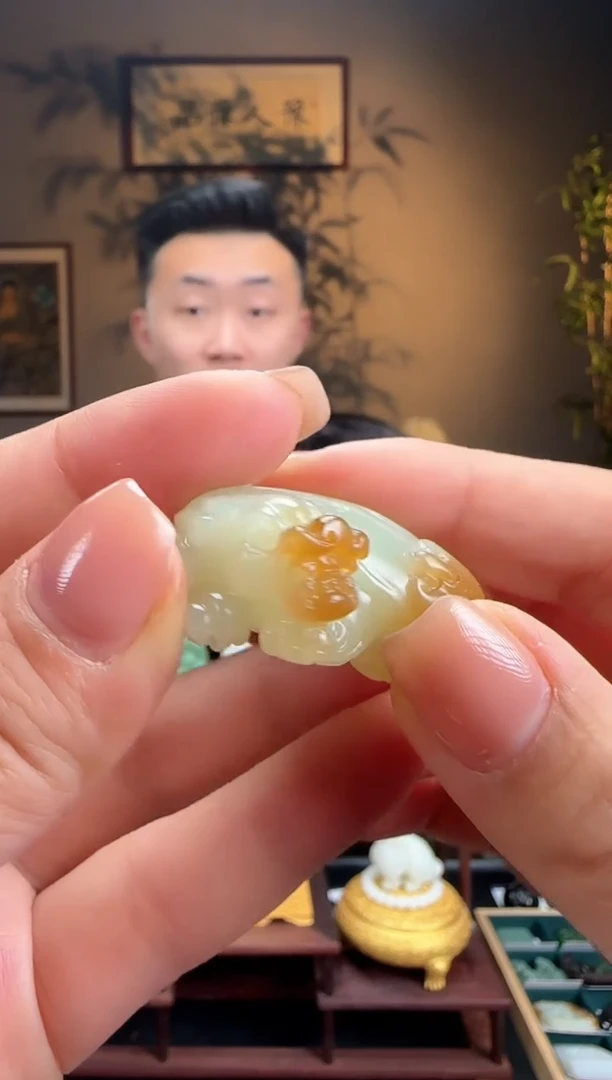 未镶嵌和田玉挂件糖黄貔貅m40