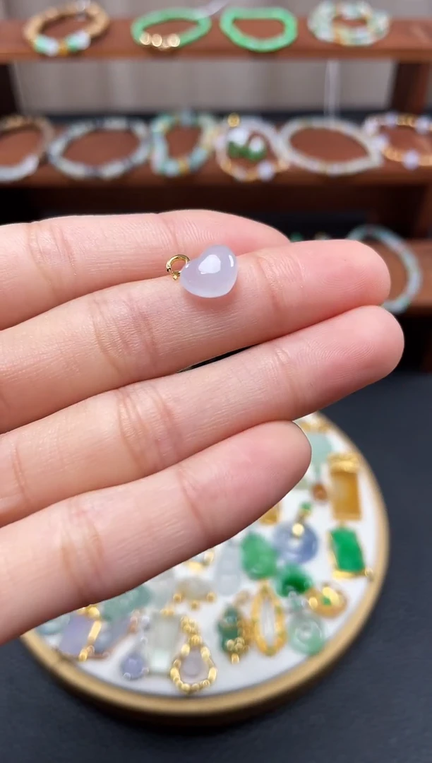 【闪购商品】翡翠吊坠(不含链)18K金镶嵌一个  JK690