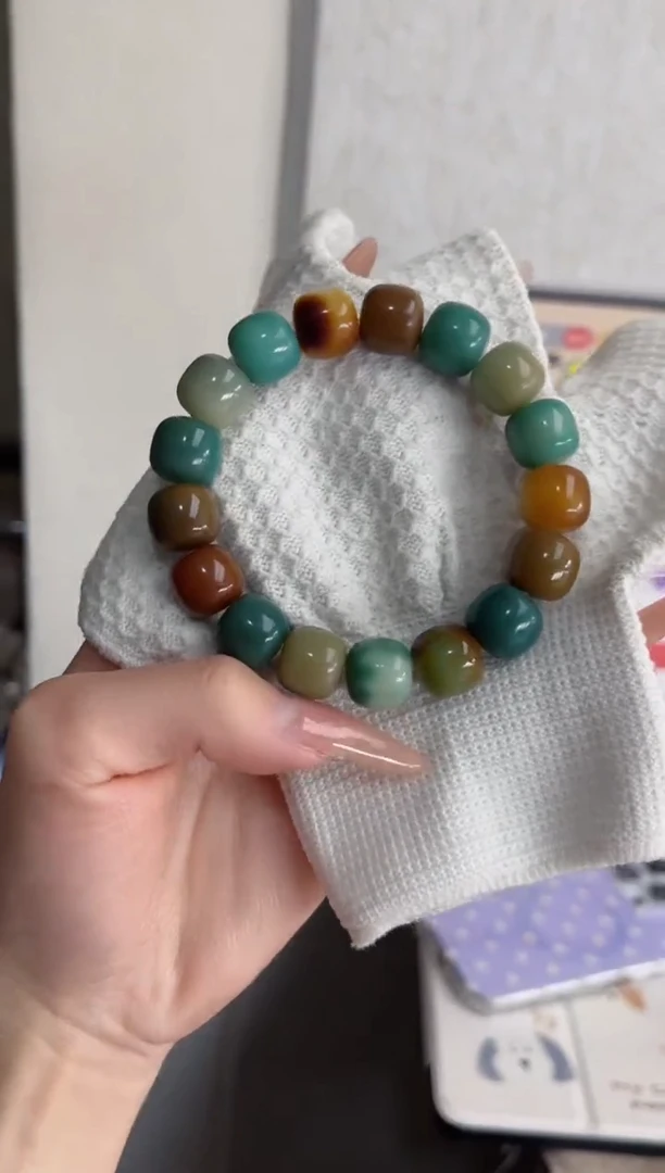 【闪购商品】菩提根/象牙果吊坠N28干磨嘎嘎冒油桶珠12*13mm