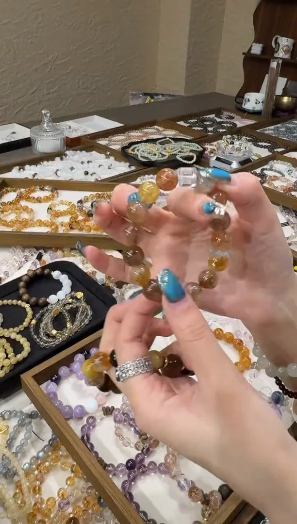 水晶摆件未镶嵌黑金超七黄水