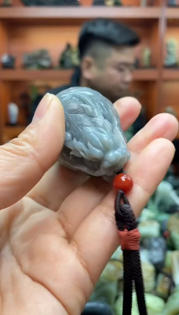 未镶嵌和田玉把件1