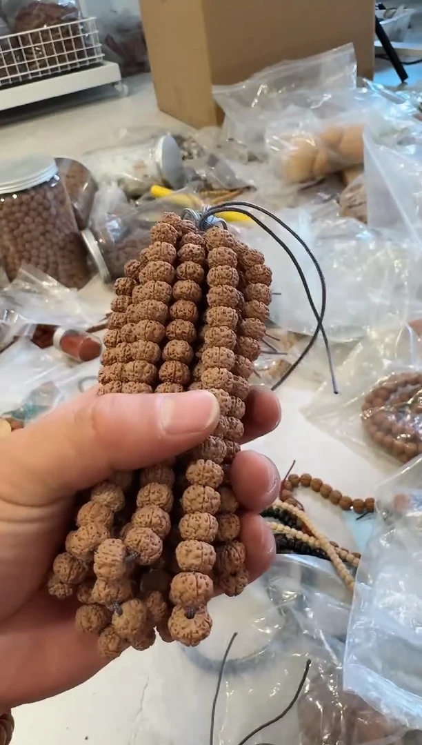 金刚菩提吊坠平细手持-小金刚