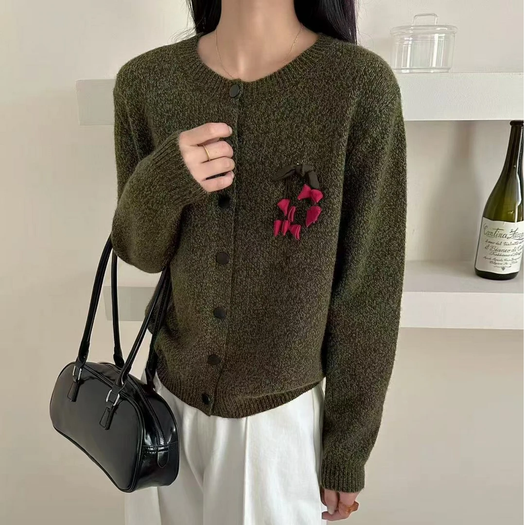 时尚韩版休闲宽松圆领针织开衫女上衣
