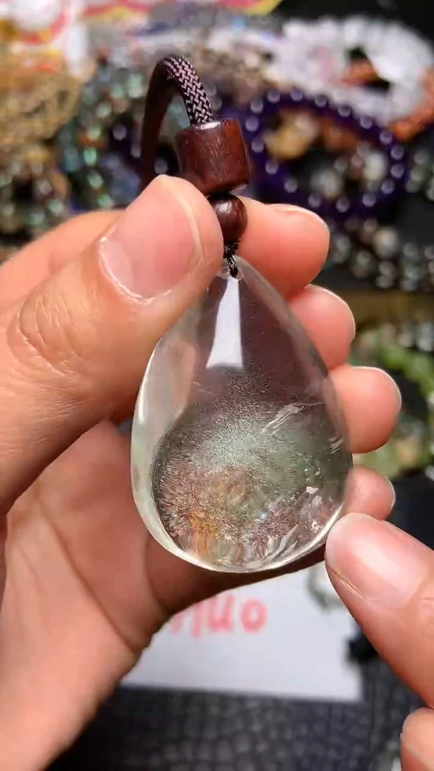 【闪购商品】水晶吊坠(赠链)未镶嵌31