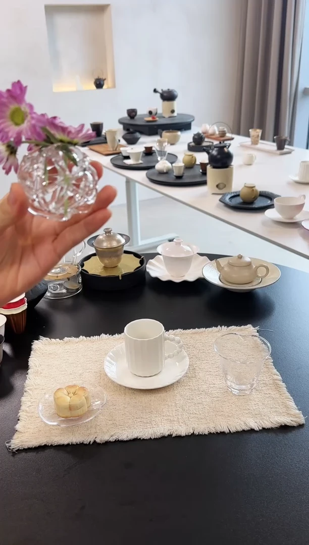 玻璃球形花器.....