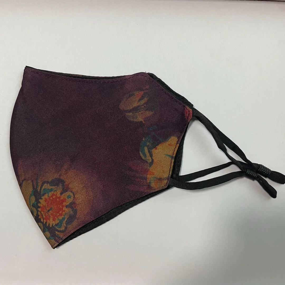 福利款-100%桑蚕丝  香云纱口罩 （颜色随机发）