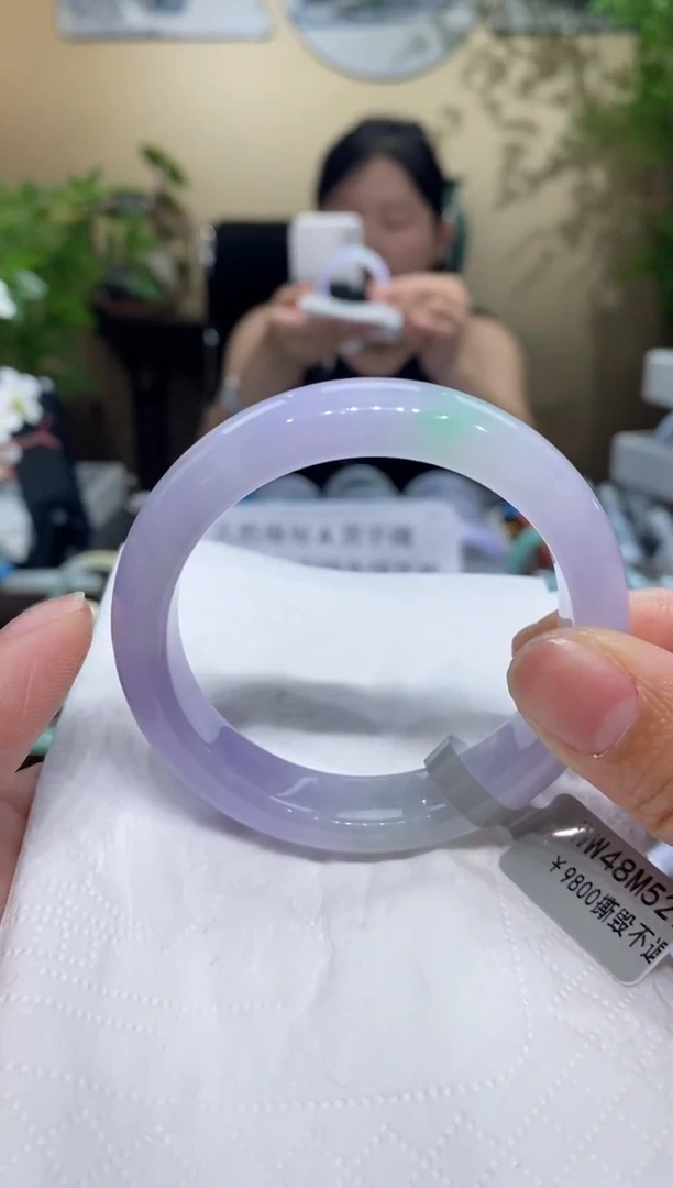 翡翠手镯未镶嵌52.7圈口