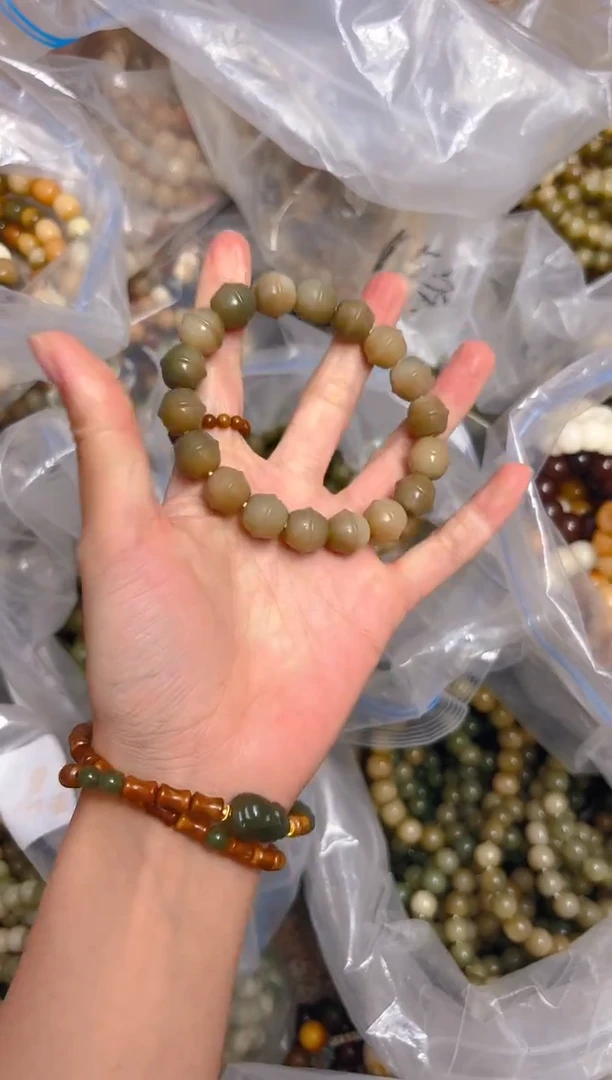 吊坠菩提根/象牙果蜜罐单圈