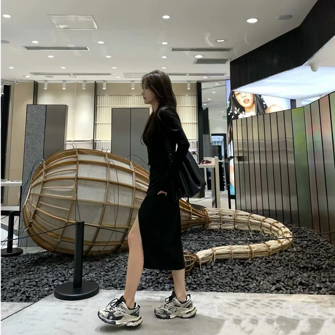 祖国运动时尚男女同款INS老爹鞋钉轮胎弹簧