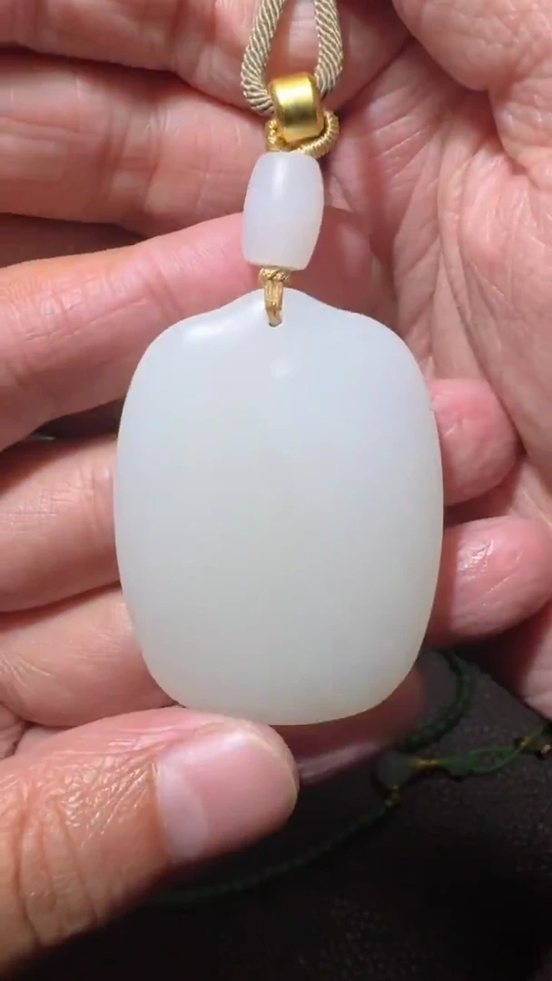 未镶嵌和田玉挂件和田玉