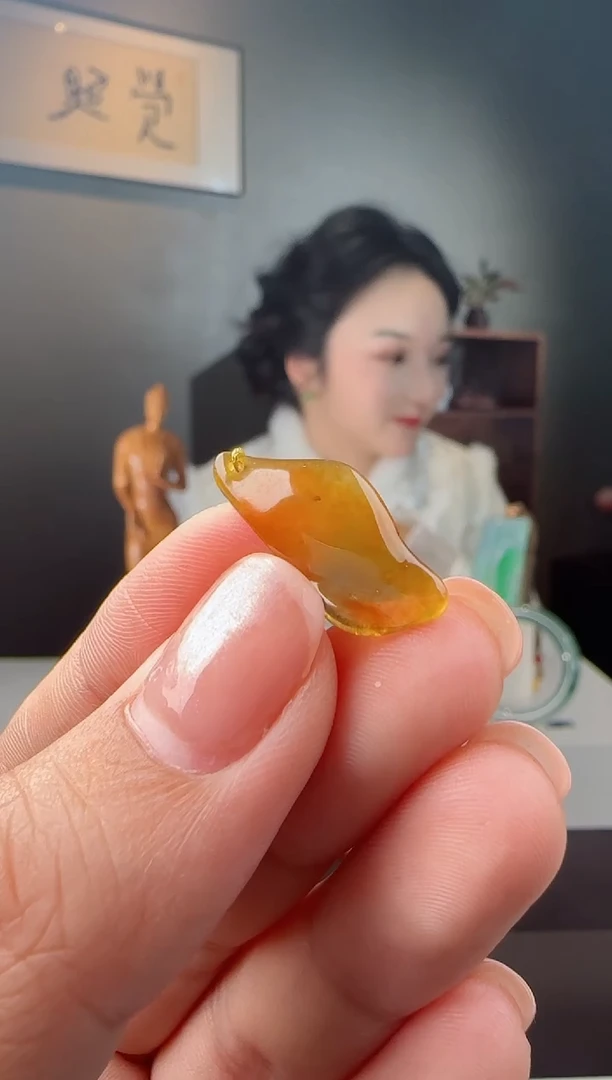 未镶嵌挂件翡翠裸件