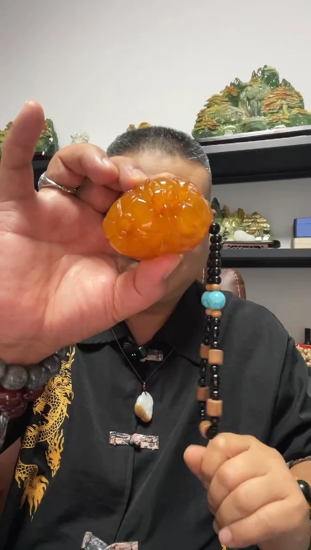 未镶嵌貔貅玛瑙/玉髓把件