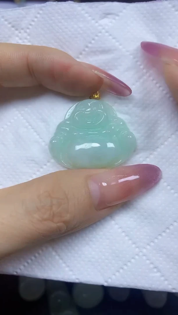 翡翠18K金镶嵌颈饰挂件