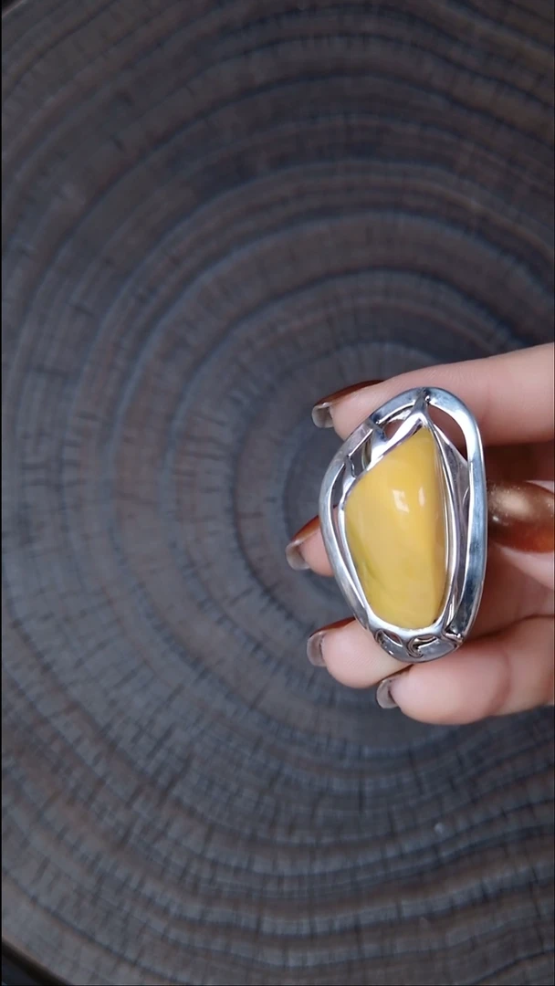 银S925镶嵌蜜蜡戒指戒指  15指围