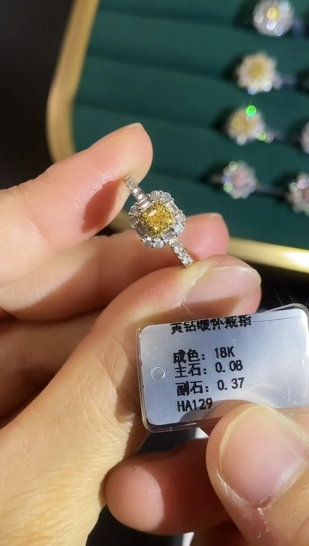 18K金镶嵌戒指钻石09