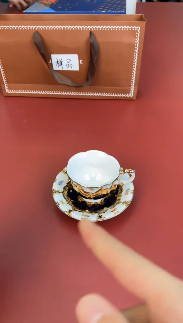 【闪购商品】瓷片新号开播全场漏@@H1711