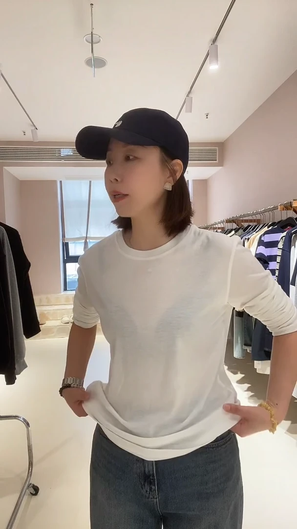 S****╮白色长袖打底189