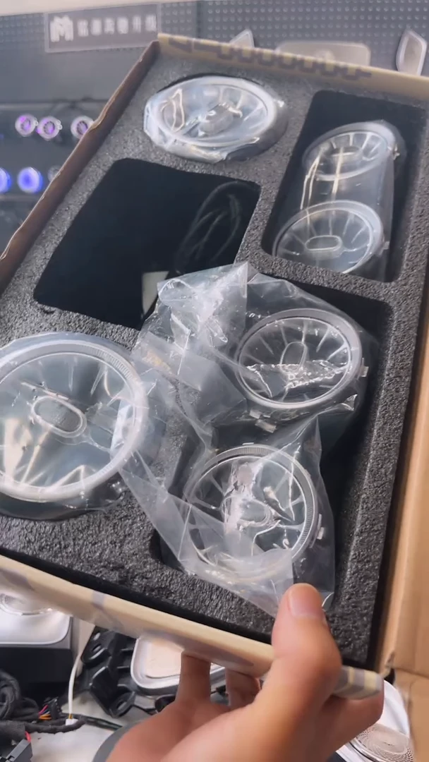 奔驰老款C E GLC前后发光出风口