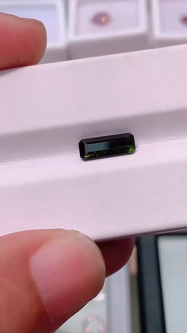 【闪购商品】碧玺裸石未镶嵌粉丝福利