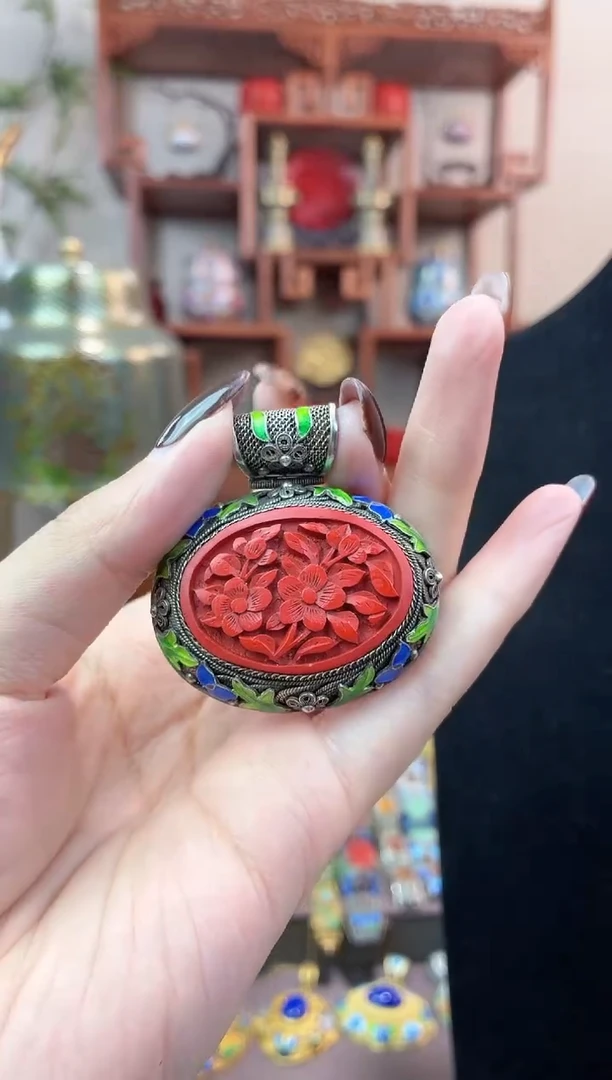 非遗手工花丝镶嵌吊坠