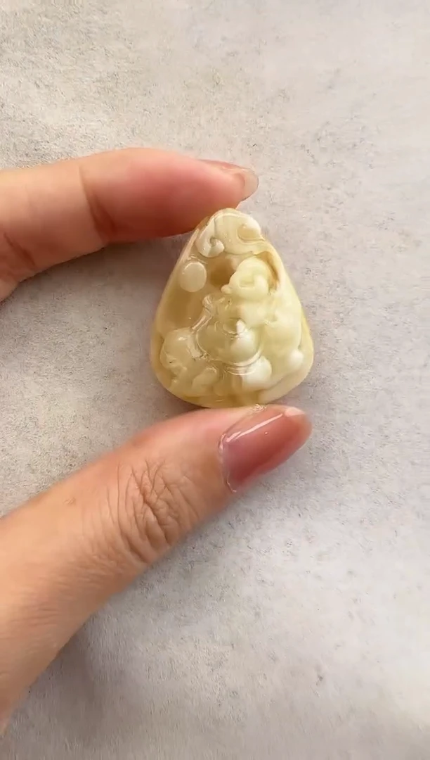 【闪购商品】琥珀裸石未镶嵌10205161-吊坠