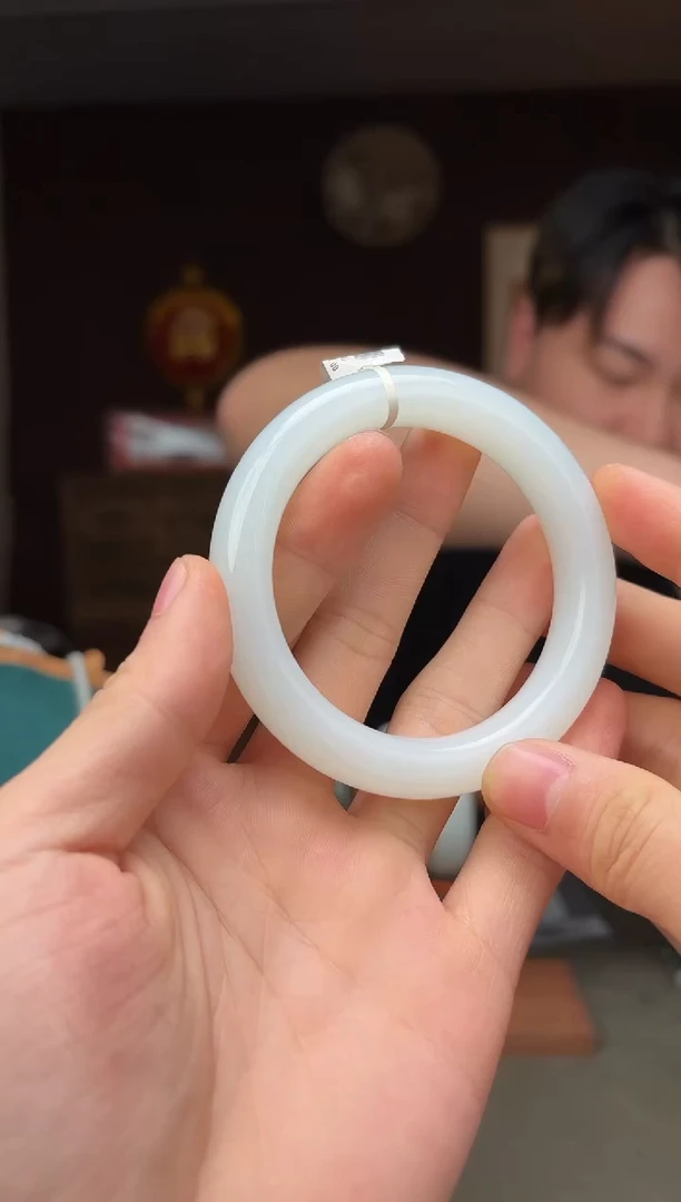 未镶嵌和田玉挂件明*?hh97-手镯 56mm