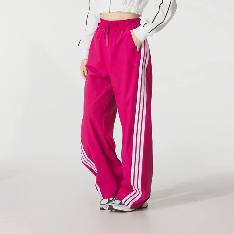 阿迪达斯女裤2025新款运动裤时尚宽松休闲健身训练梭织长裤KB5225